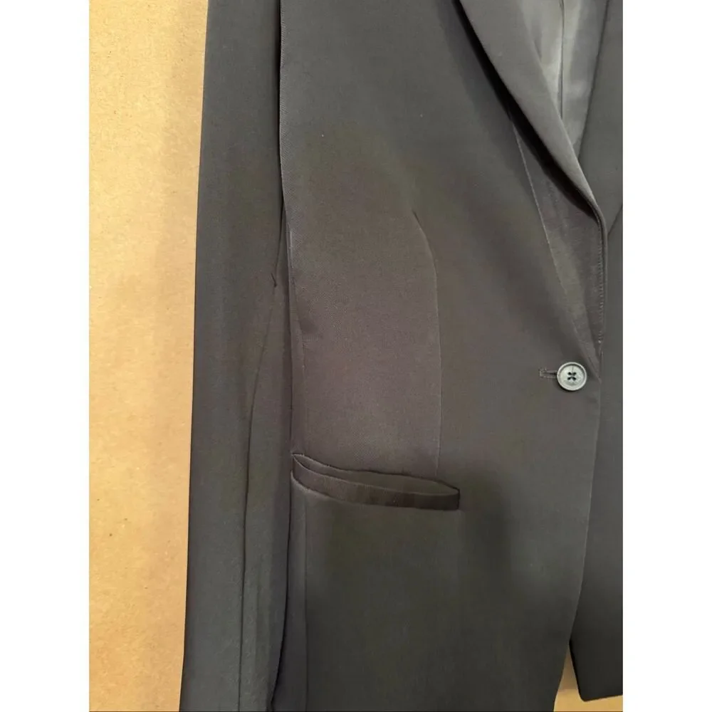 Elizabeth & James Black Blazer‎ MSRP:$465